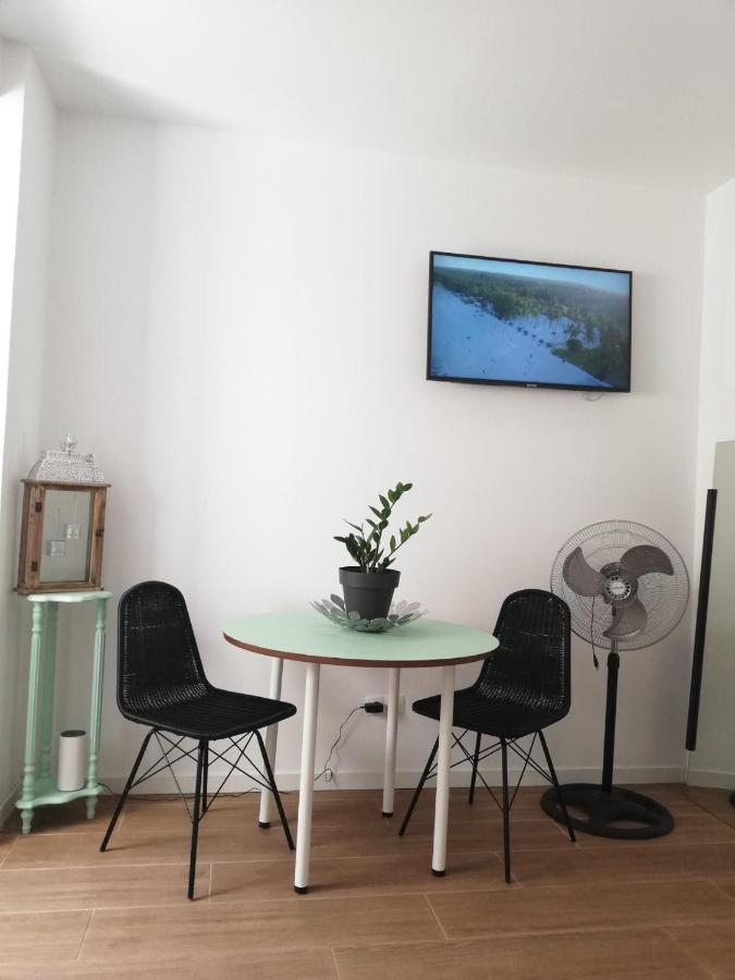 Mini Apartamento Centrico Con Zonas Compartidas Hotel Валенсия Екстериор снимка